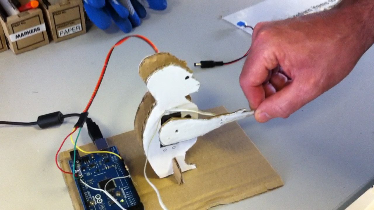 Handshake Gorilla Arduino project